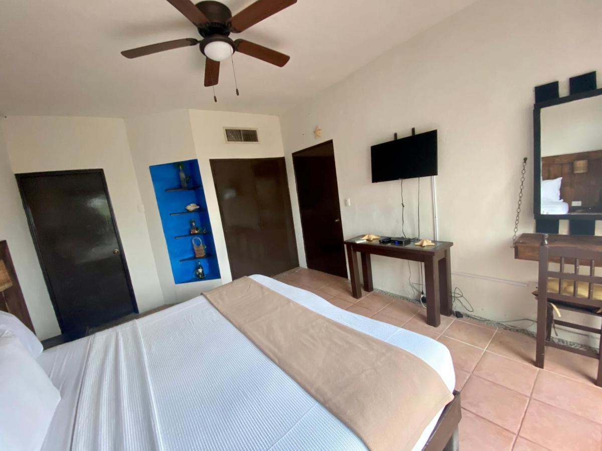 Casa Caribe Cancun Exterior photo A bedroom at the hotel