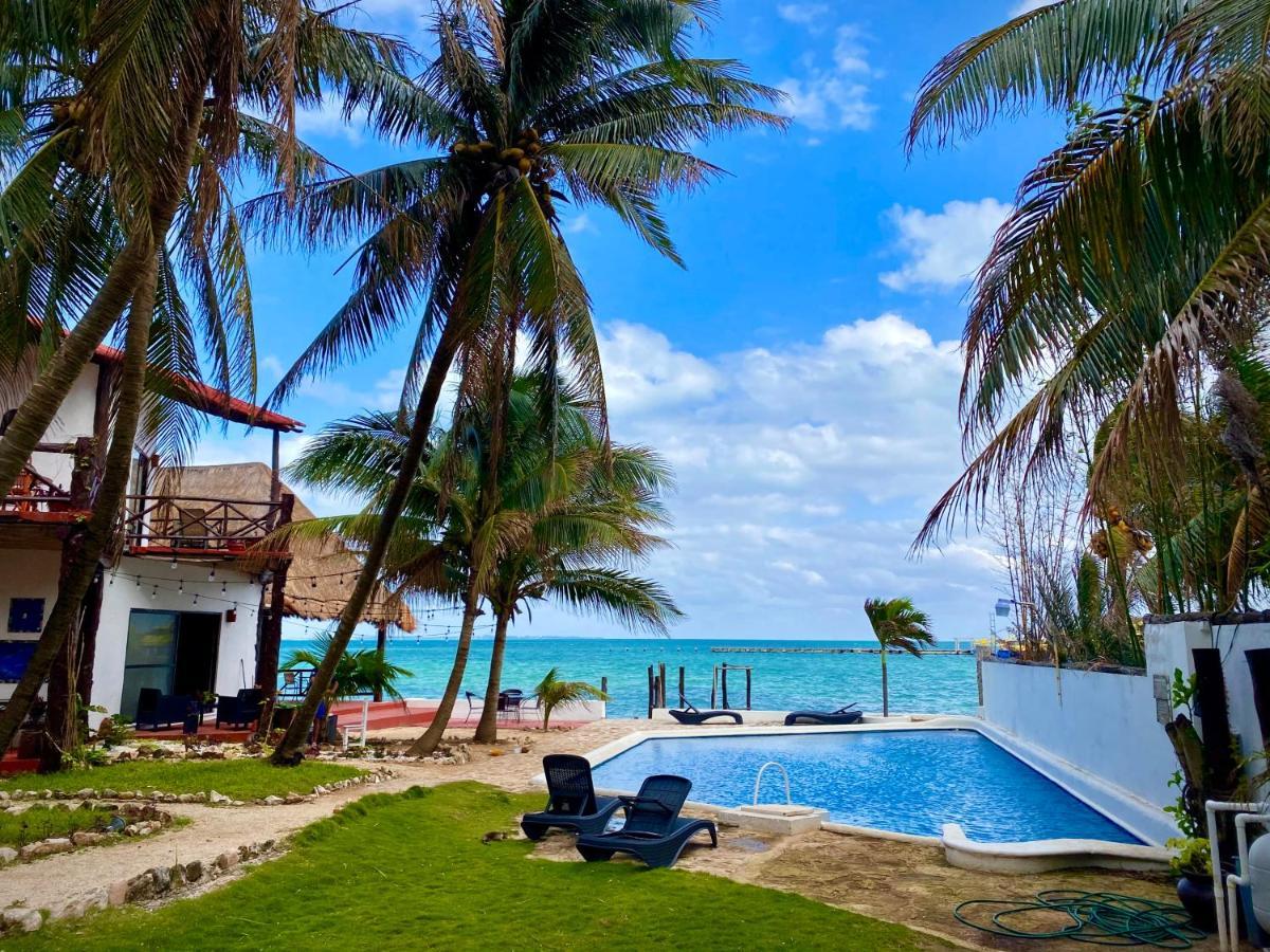 Casa Caribe Cancun Exterior photo Beachfront villa in Akumal